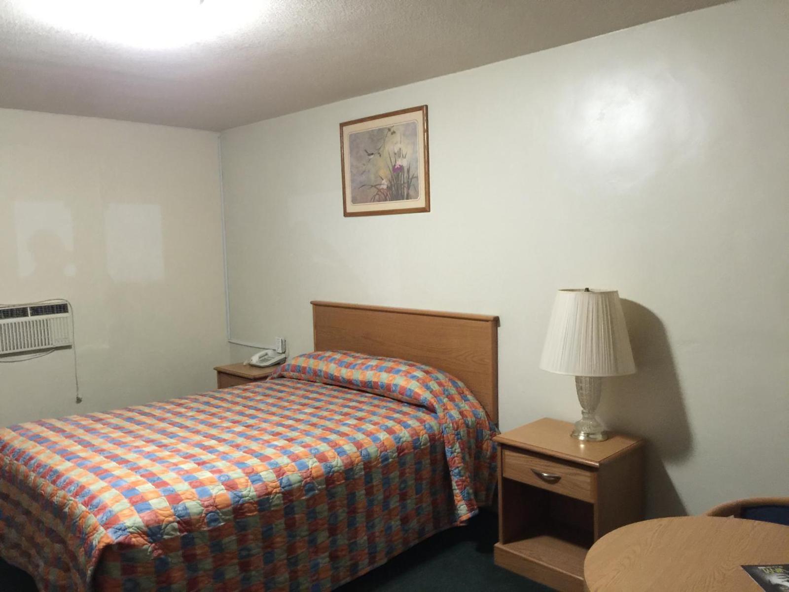 Hacienda Motel
